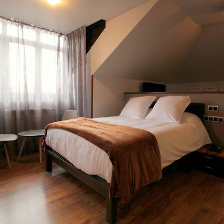 Hospedium Hotel La Casona Del Conde Noreña Екстериор снимка